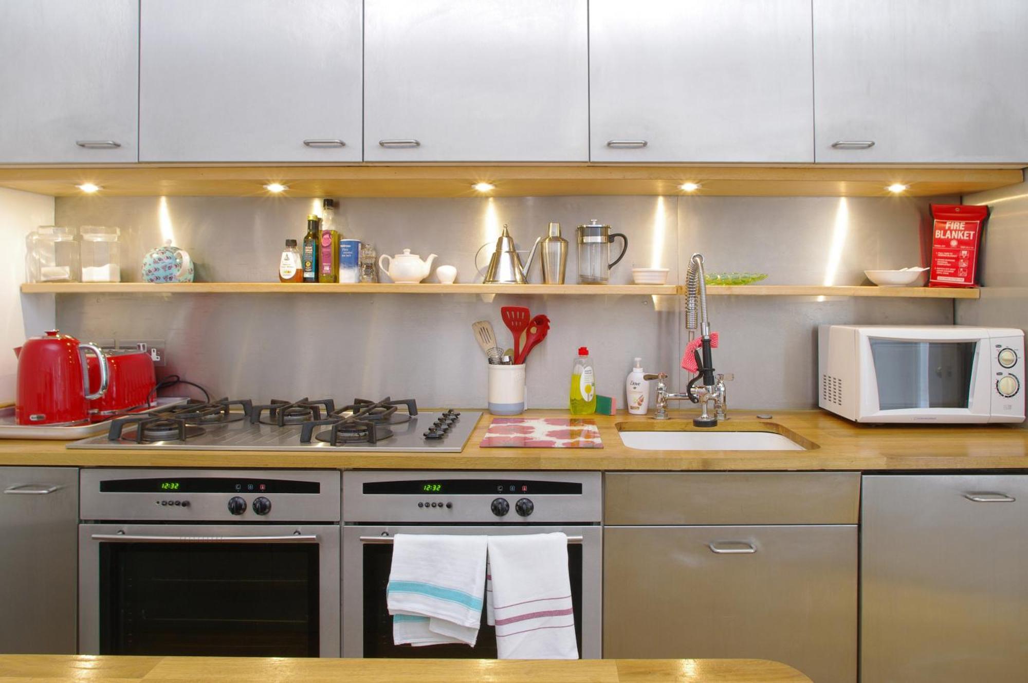 Spacious Soho On Quaint Cobbled Street * Londra